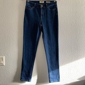 LOGO by Lori Goldstein High Rise Straight Leg Jeans